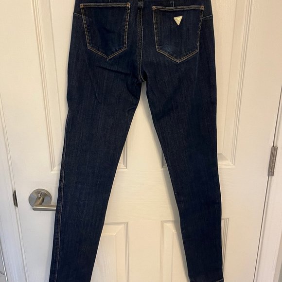 Guess Skinny Jeans - Picture 3 of 3